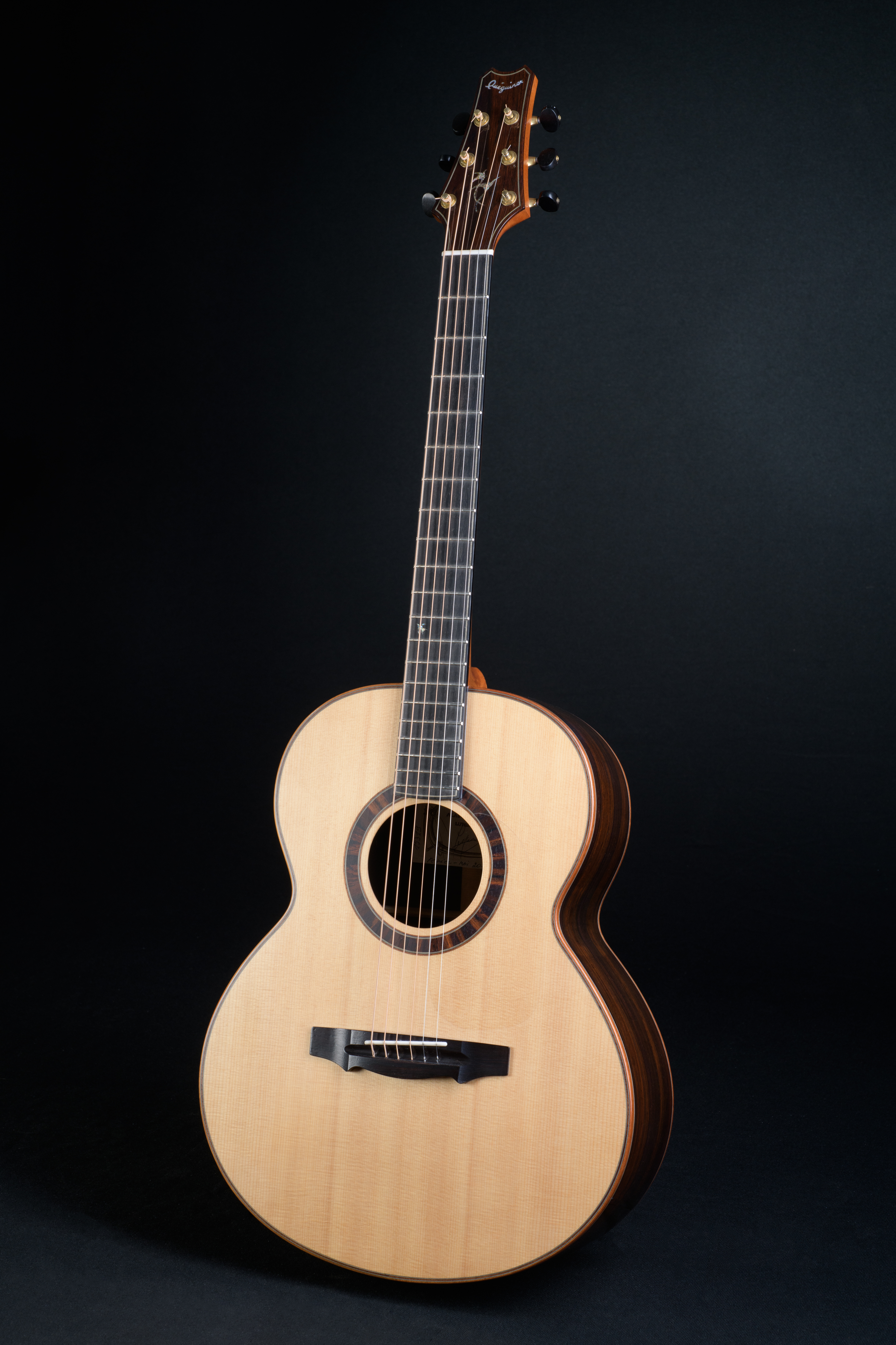 Mod&egrave;le Studio - alain-queguiner.com