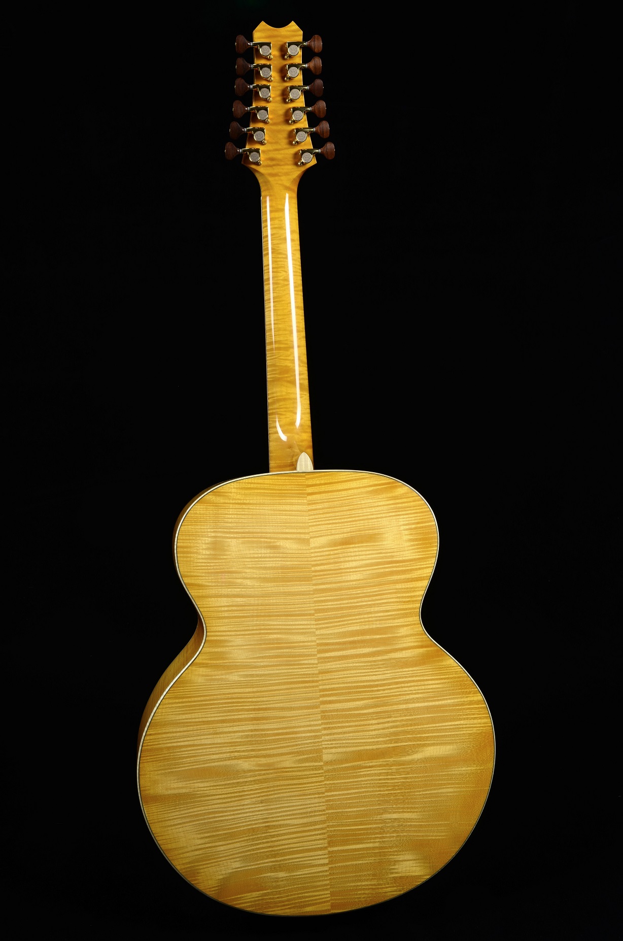 Mod&egrave;le Super Jumbo 12 Cordes - alain-queguiner.com